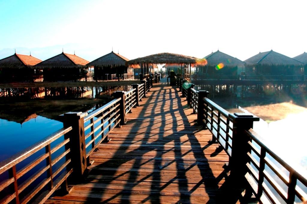 Sky Lake Inle Resort Inle Lake Exterior foto